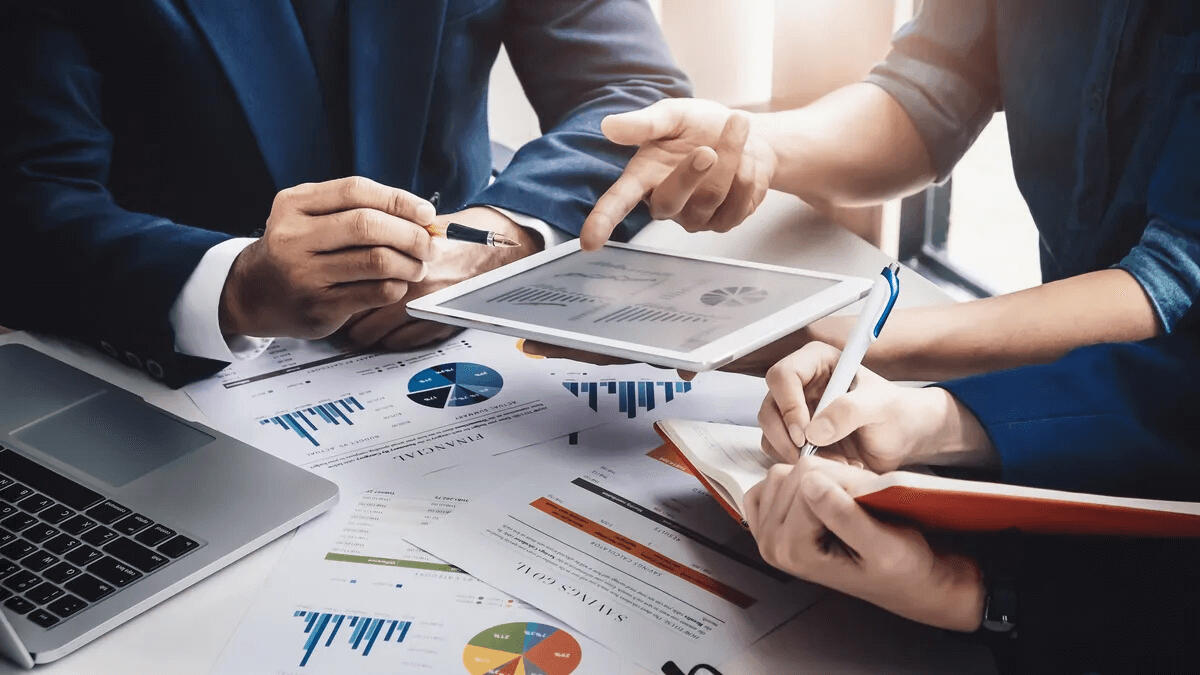 Financial Strategy & Forecasting Financial Strategy & Forecasting
